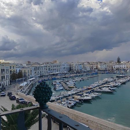 La Finestra Sul Porto Apartment Trani Luaran gambar