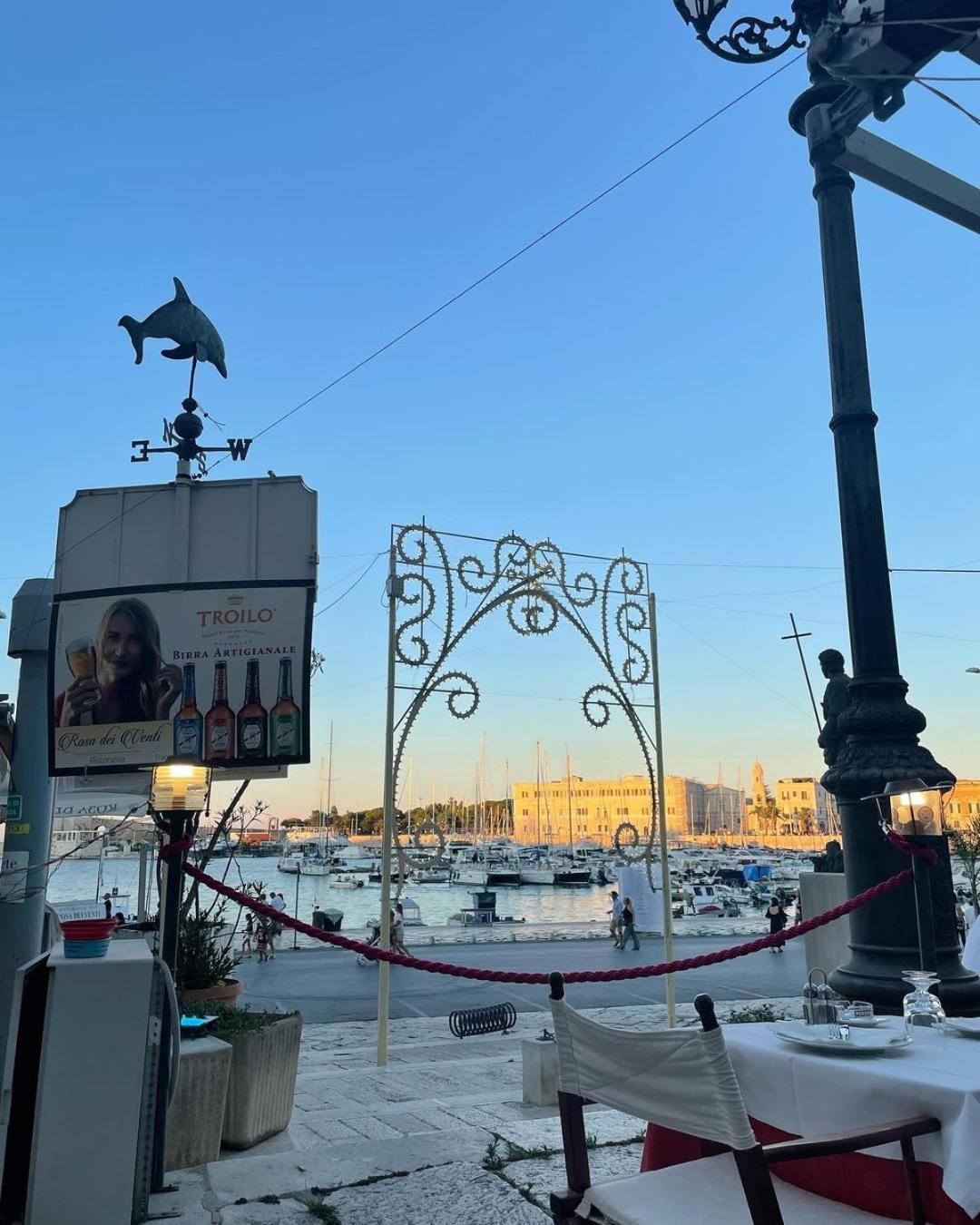 La Finestra Sul Porto Apartment Trani Luaran gambar